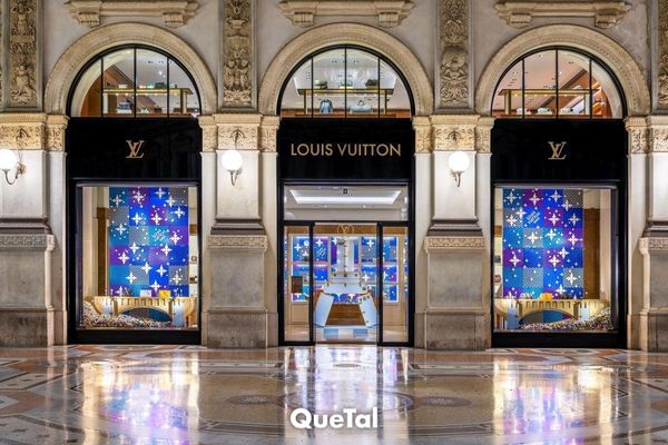 Louis Vuitton colabora con LEGO para adornar sus escaparates de Navidad